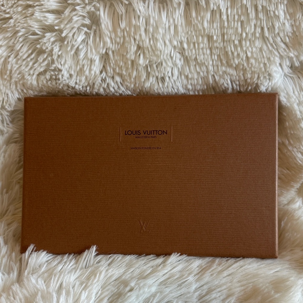 Louis Vuitton Tan Gift Box